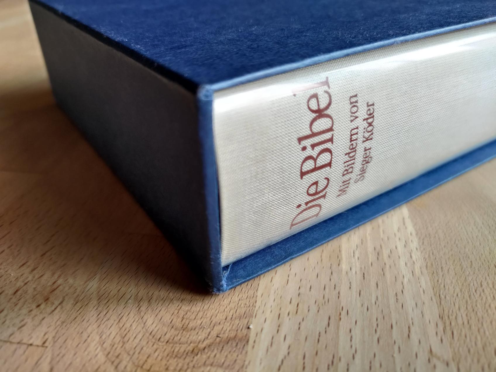 Bibel (c) Bild: Christian Schmitt in: Pfarrbriefservice.de